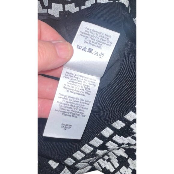 DKNY Women's Size 2 Textured Black Off White Maxi Skirt READ DESCRIPTION - Picture 11 of 12